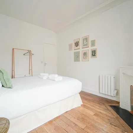 Apartment Proche Vaugirard - Sauge *
